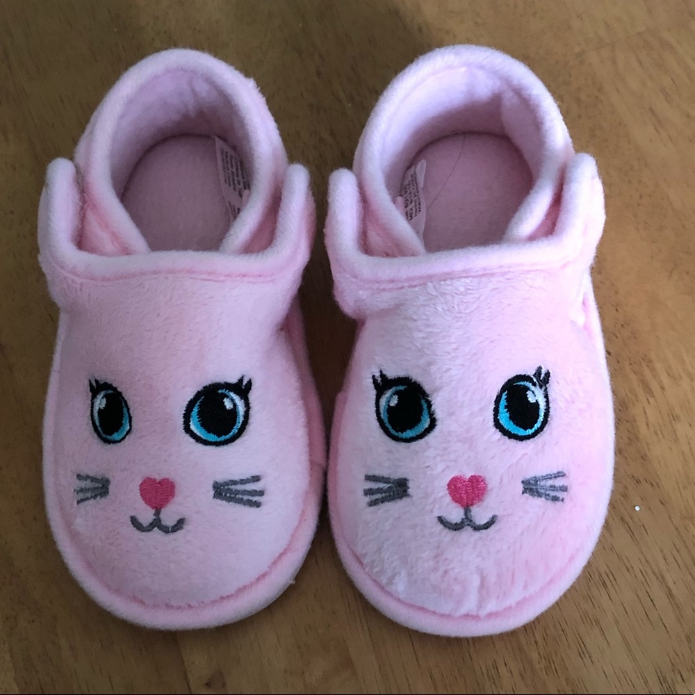 Wonder Nation Toddler Slippers